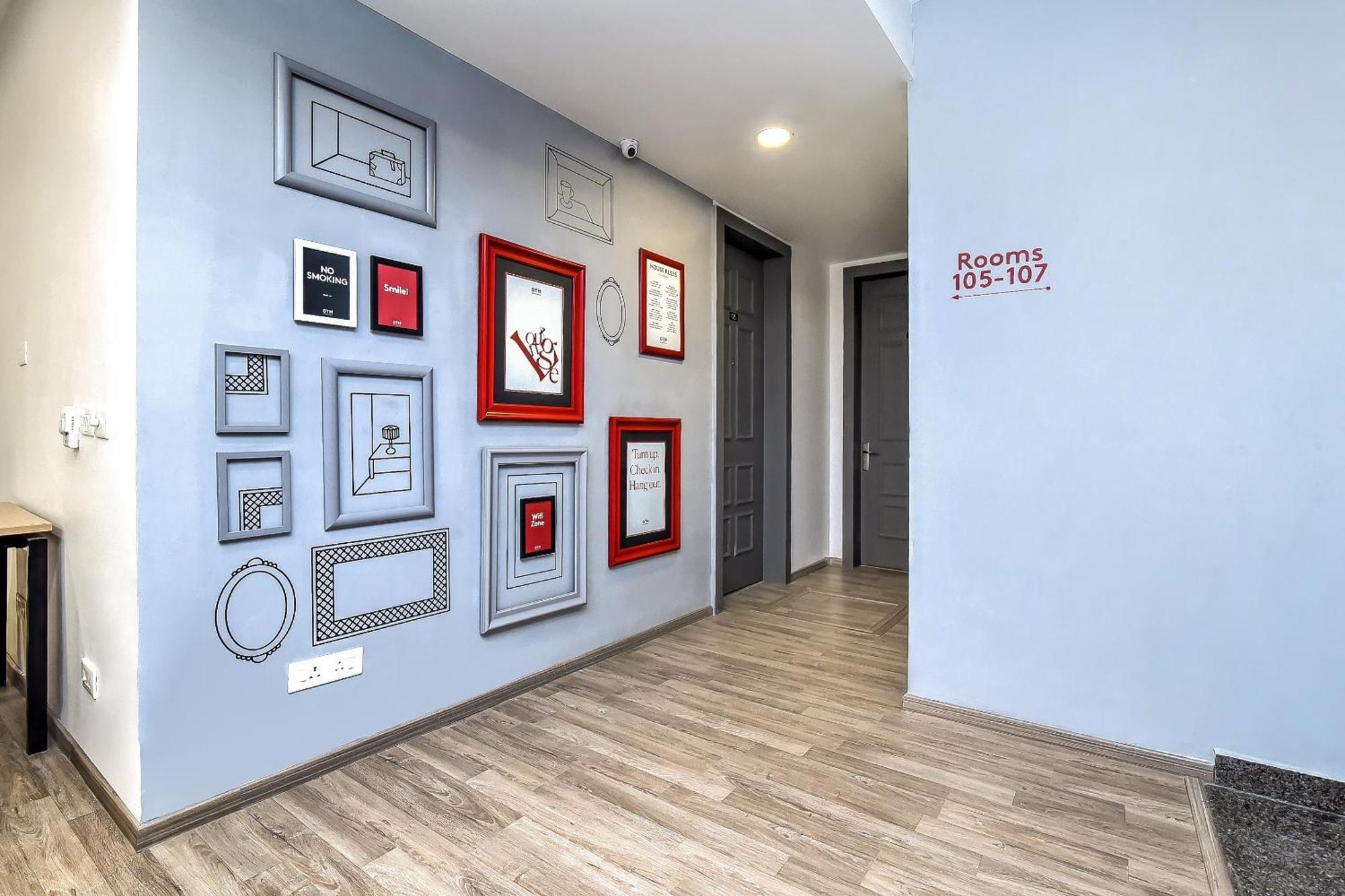 Super Townhouse Hitech City Madhapur Esterno foto